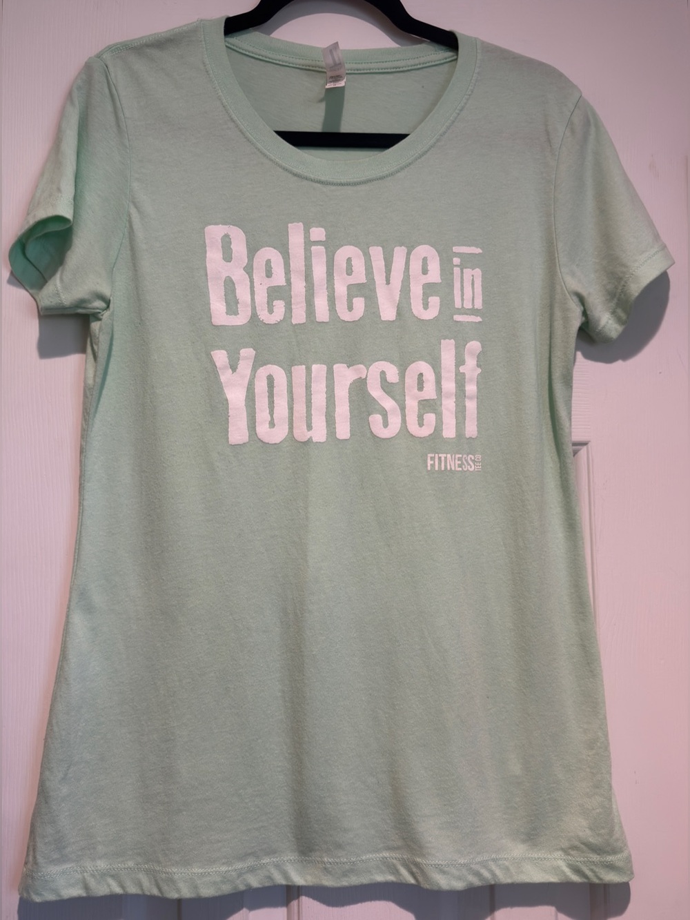 Women's Fitness Tee Co Short Sleeve Top Size XL Light Green